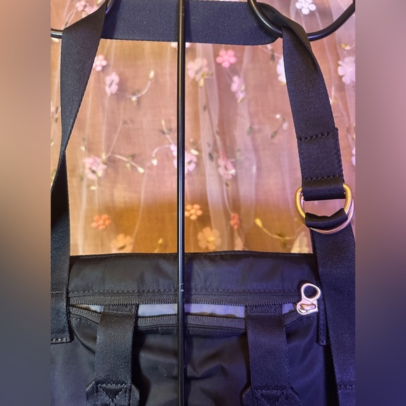 COPY - Timbuk2 EUC The Convertible Backpack Tote, Jet Black, Fits 15" laptop - Picture 6 of 9